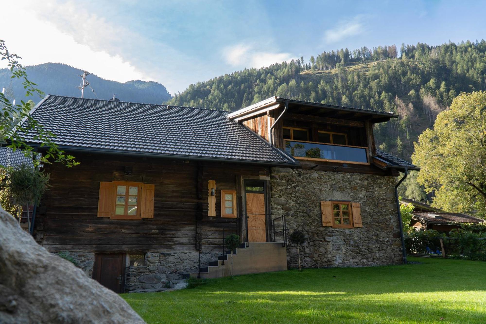 Chalet Schmelz Huette Mit Sauna Und Garten 弗拉塔克 外观 照片